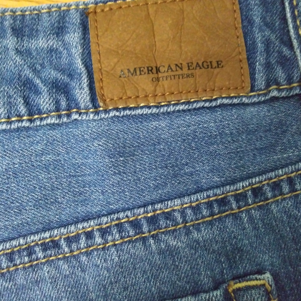 American Eagle Denim Jean Shorts size 6 - Picture 4 of 7